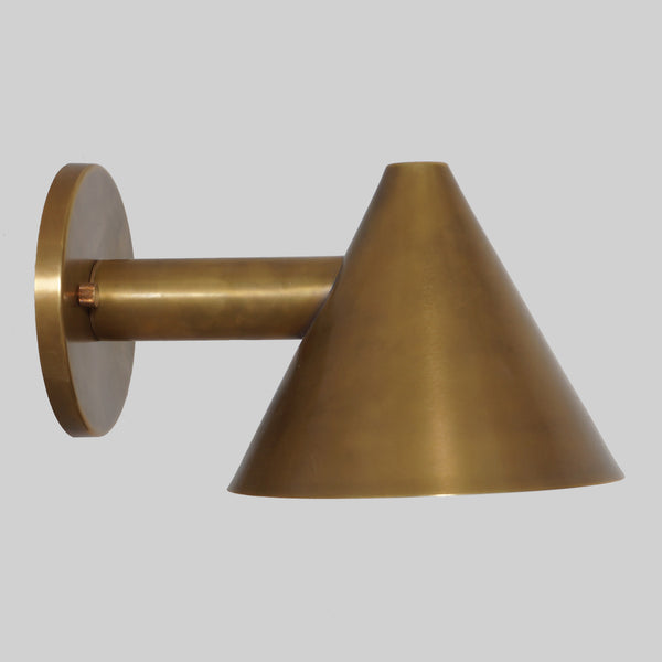 pivot Brass Cone wall lamp